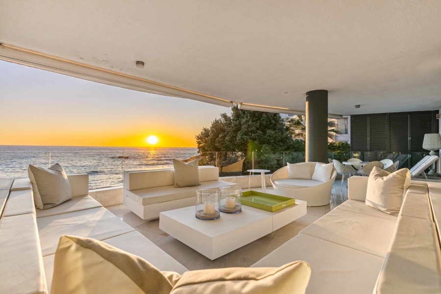 4 Bedroom Property for Sale in Clifton Western Cape